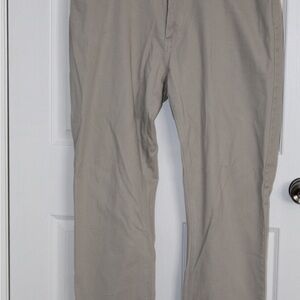 Men's Stylish Khaki Chinos